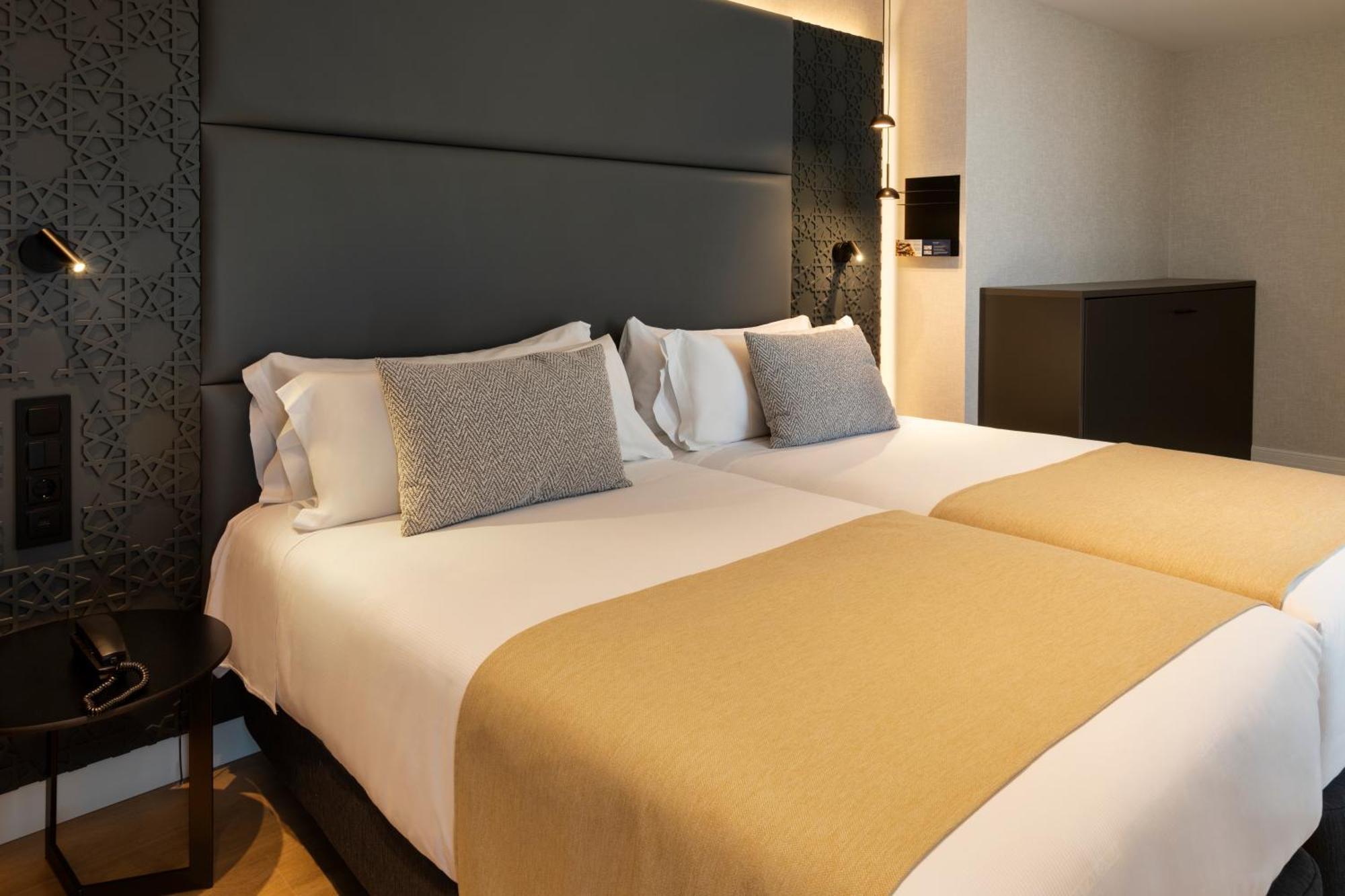 Hotel Catalonia Giralda Sewilla Pokój zdjęcie