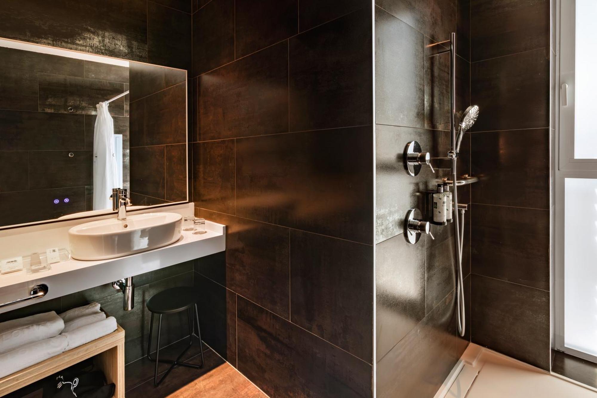 Hotel Catalonia Giralda Sewilla Zewnętrze zdjęcie