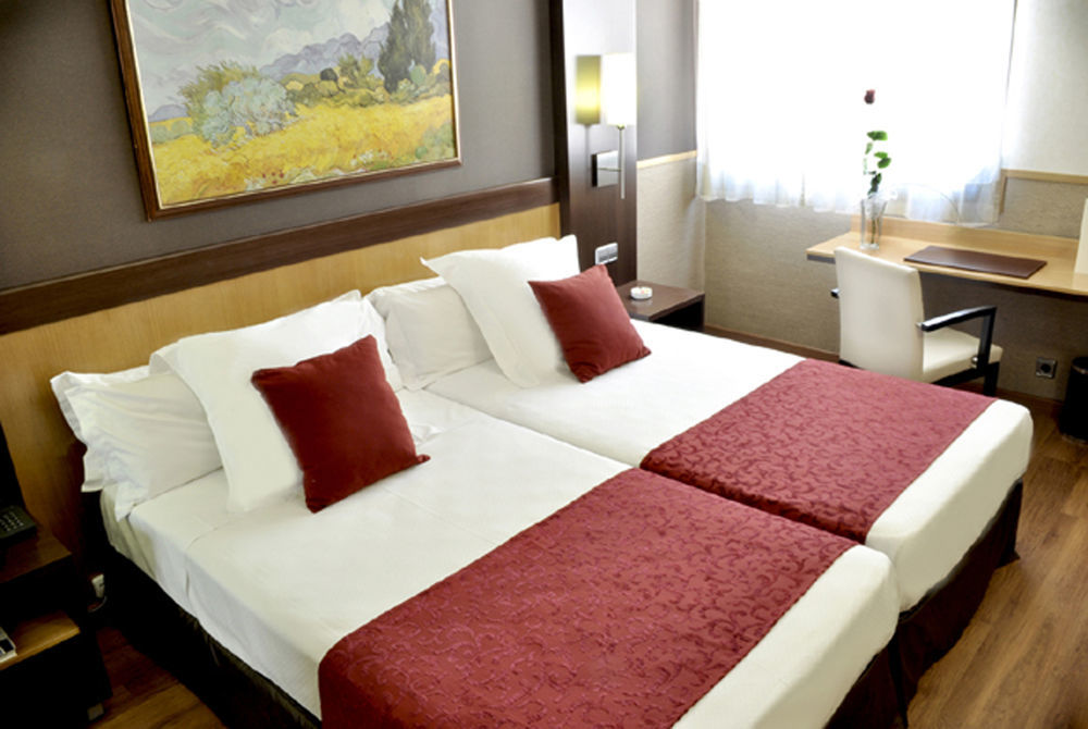 Hotel Catalonia Giralda Sewilla Zewnętrze zdjęcie