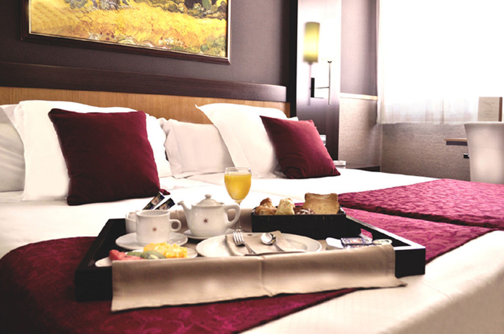 Hotel Catalonia Giralda Sewilla Zewnętrze zdjęcie